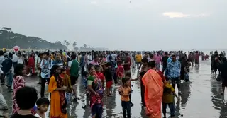 কুয়াকাটায় শুরু হলো লাখো সনাতন ধর্মাবলম্বীর রাস উৎসব
